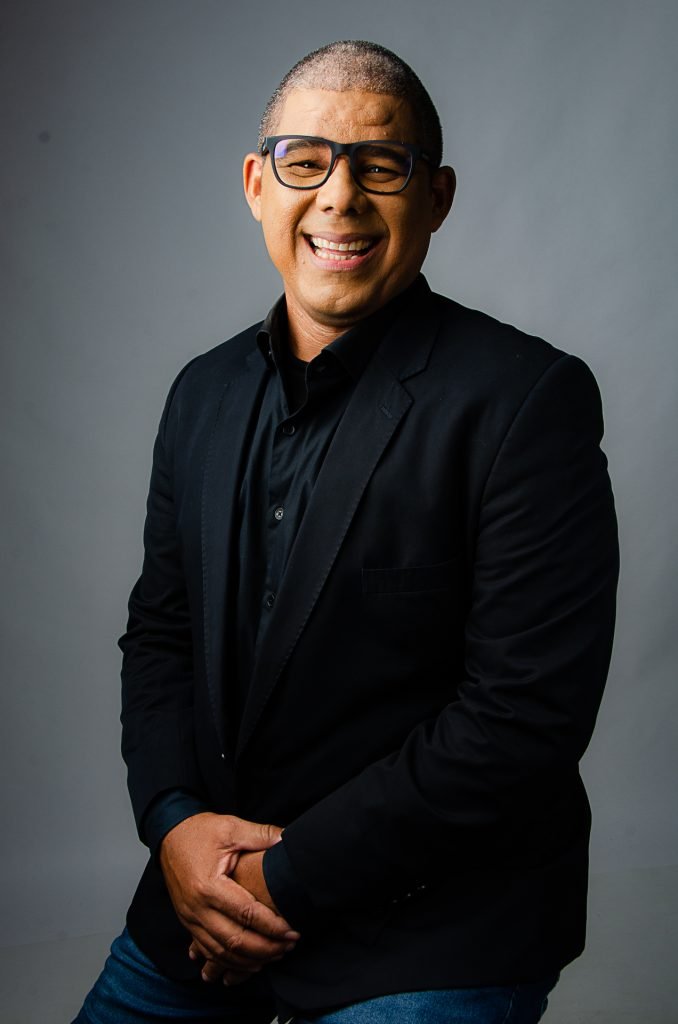 DSC_9839-678x1024 Guia dos Criativos para Atrair Leads Qualificados